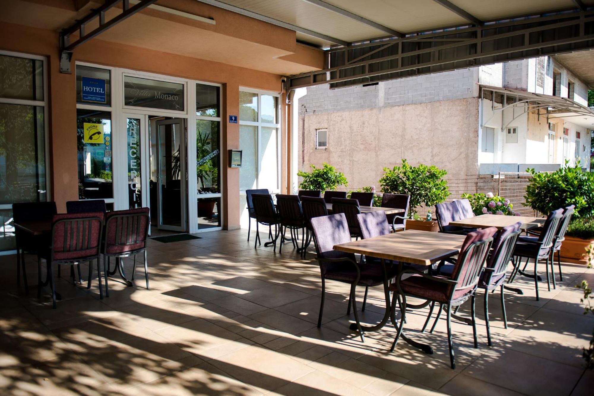 Hotel Villa Monako เมจูโกเรีย ภายนอก รูปภาพ