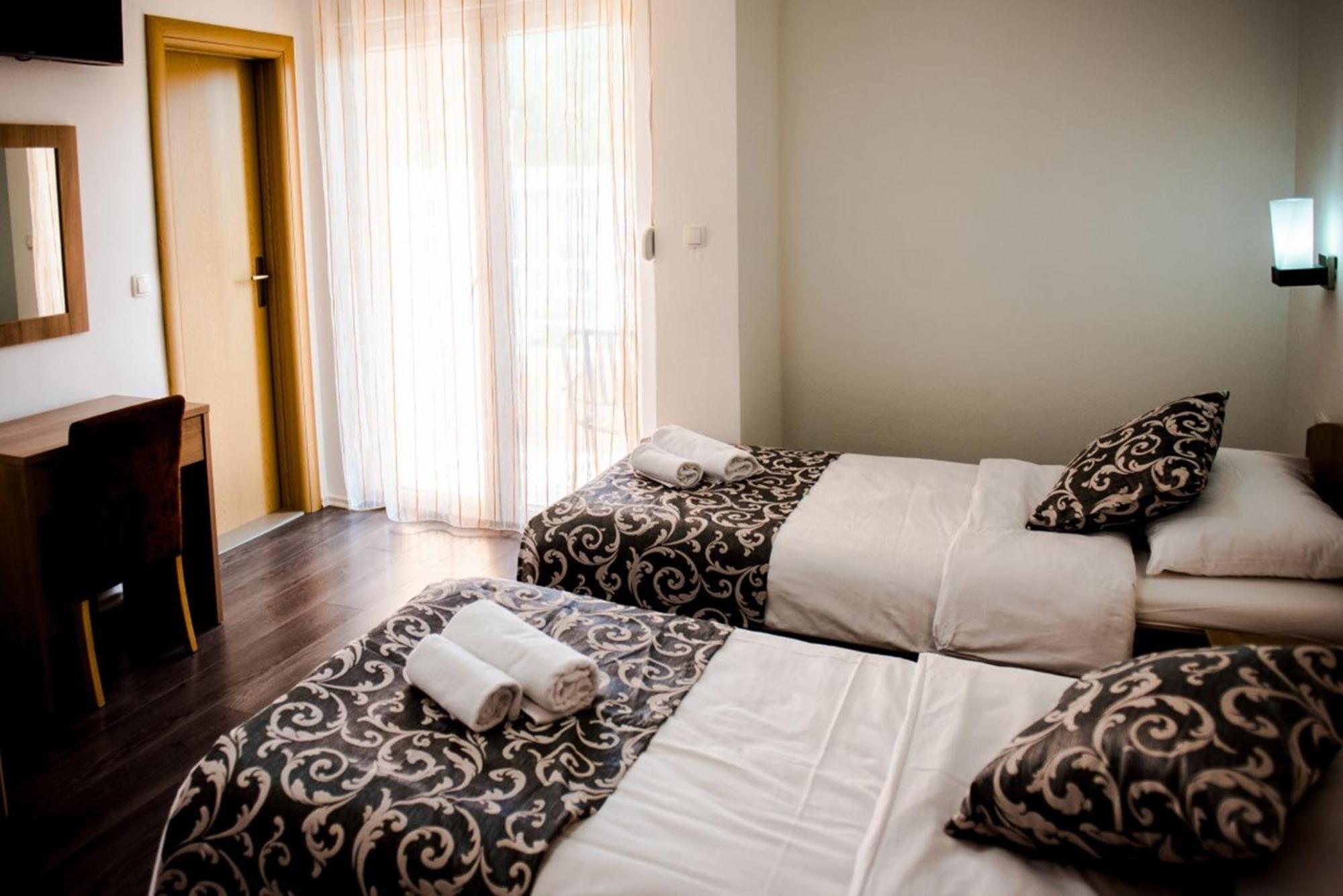 Hotel Villa Monako เมจูโกเรีย ห้อง รูปภาพ