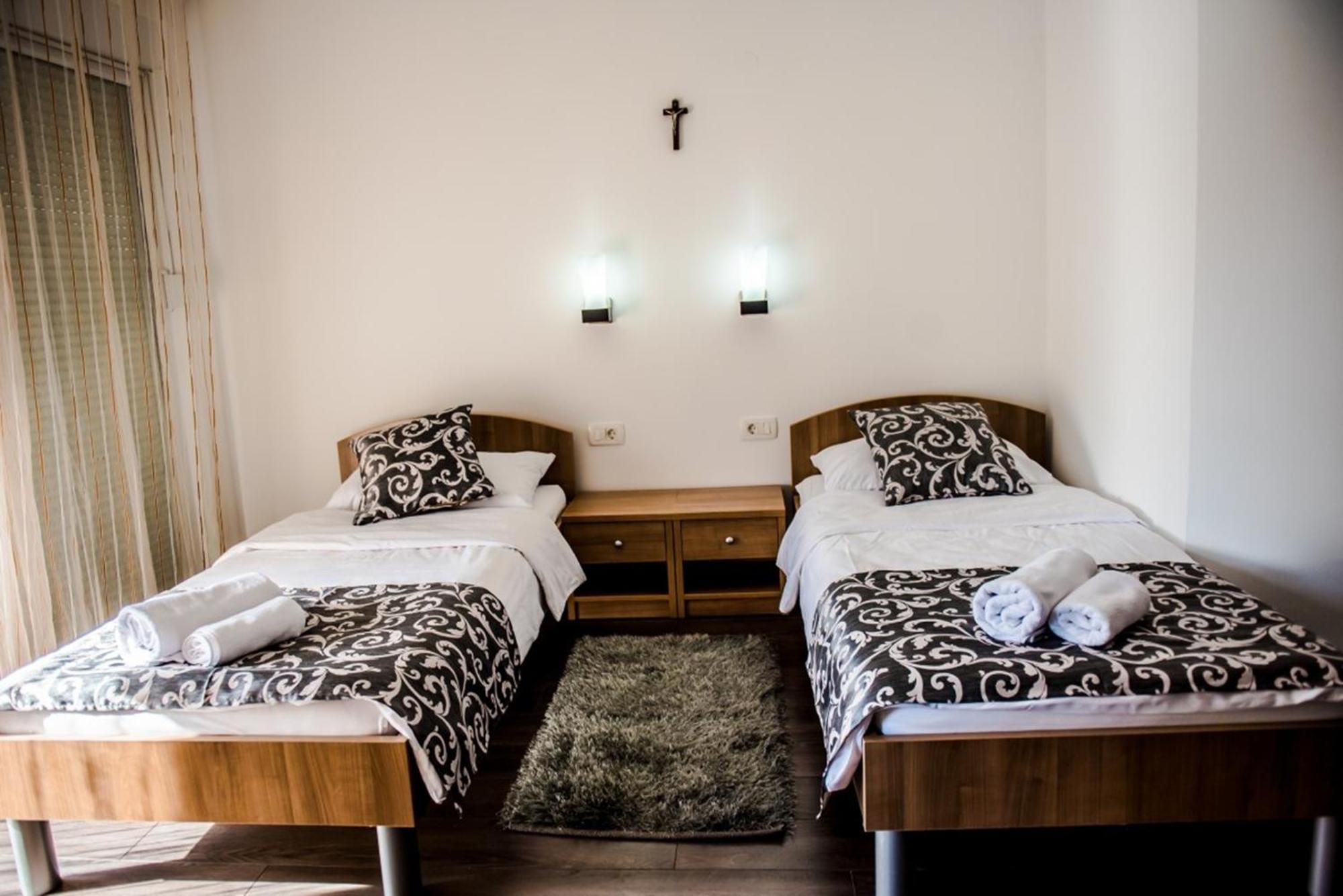 Hotel Villa Monako เมจูโกเรีย ห้อง รูปภาพ
