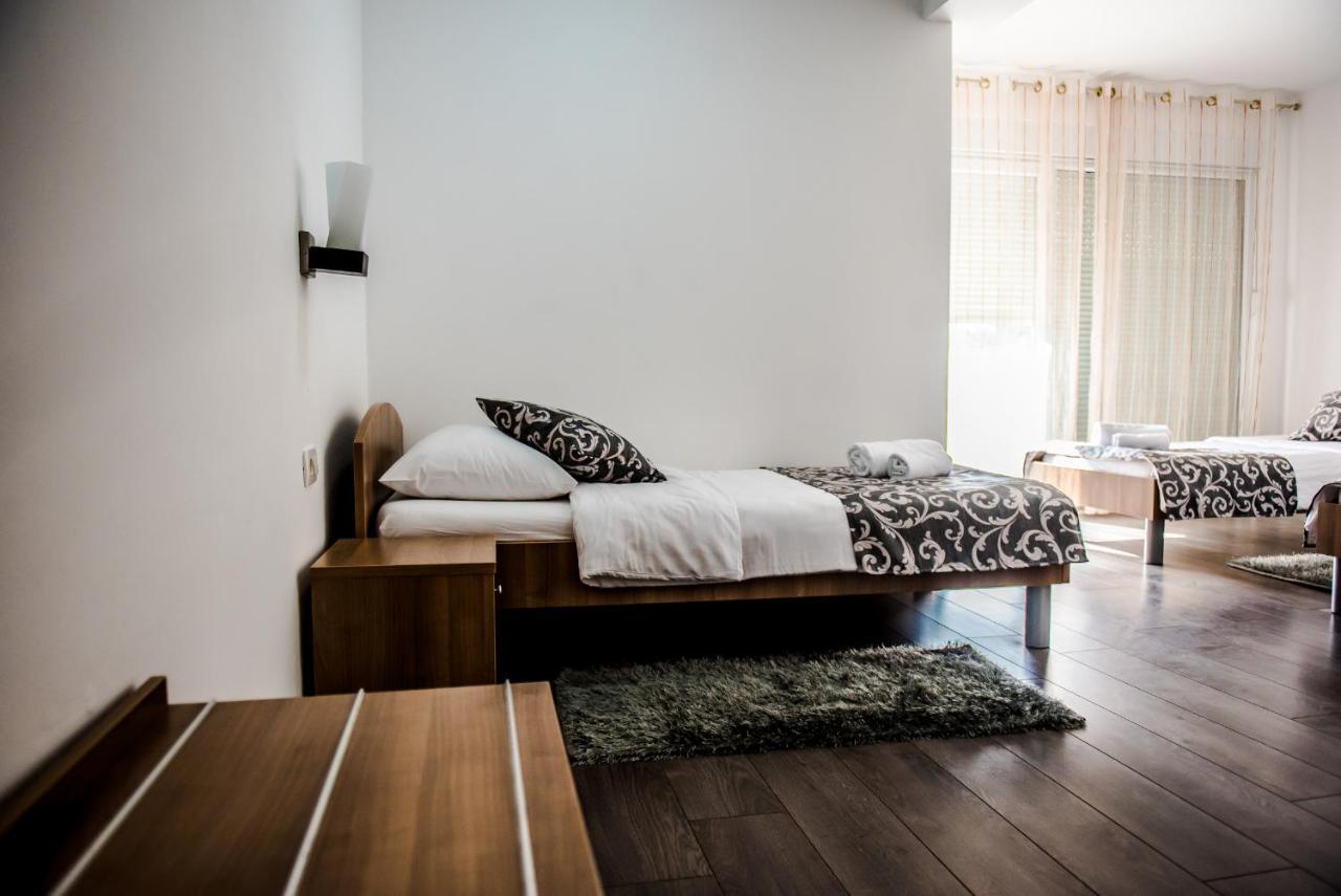 Hotel Villa Monako เมจูโกเรีย ภายนอก รูปภาพ